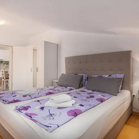 Apartment Miri Vrsar