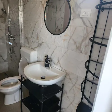 Miri Apartment