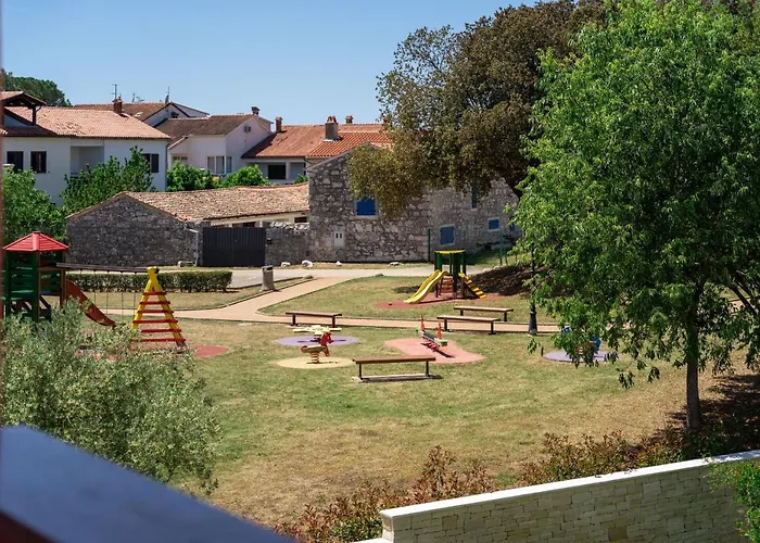 아파트 Miri 브르사르